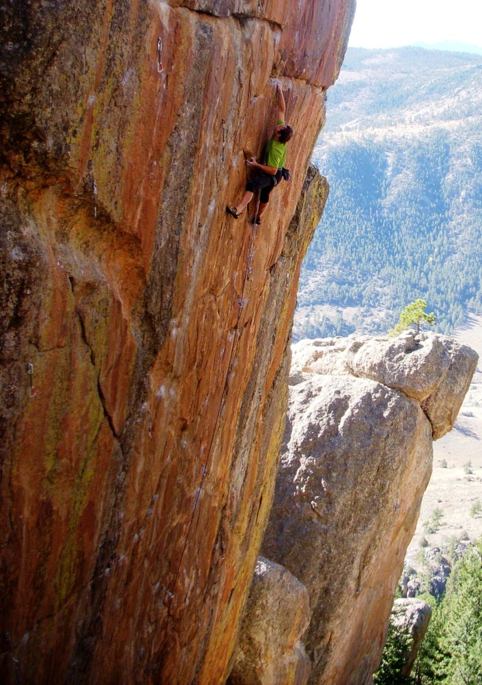 Grand Ol' Opry turned out to be a protracted-for-me campaign of ~14 total days spread over two seasons.  It took longer than I wanted, but it helped me overcome my mental resistance to climbing harder than 5.14a.