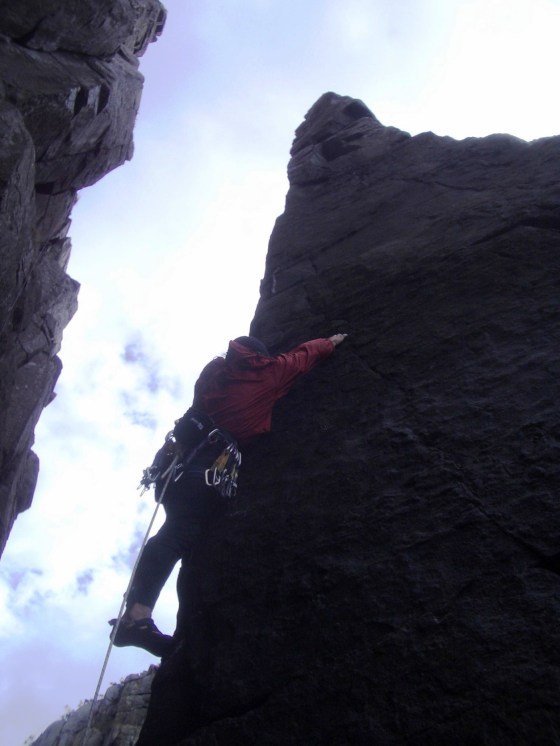 Beginning the crux traverse.