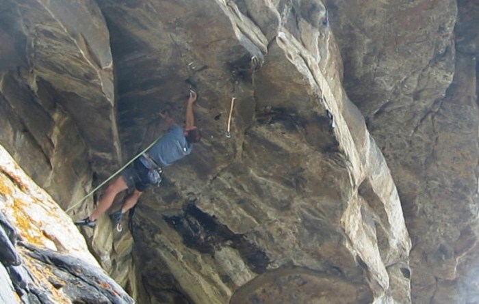 The tenuous cross move in the first roof.